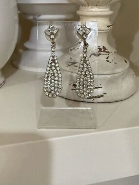 Vintage Teardrop Rhinestone Earrings - Silver Tone